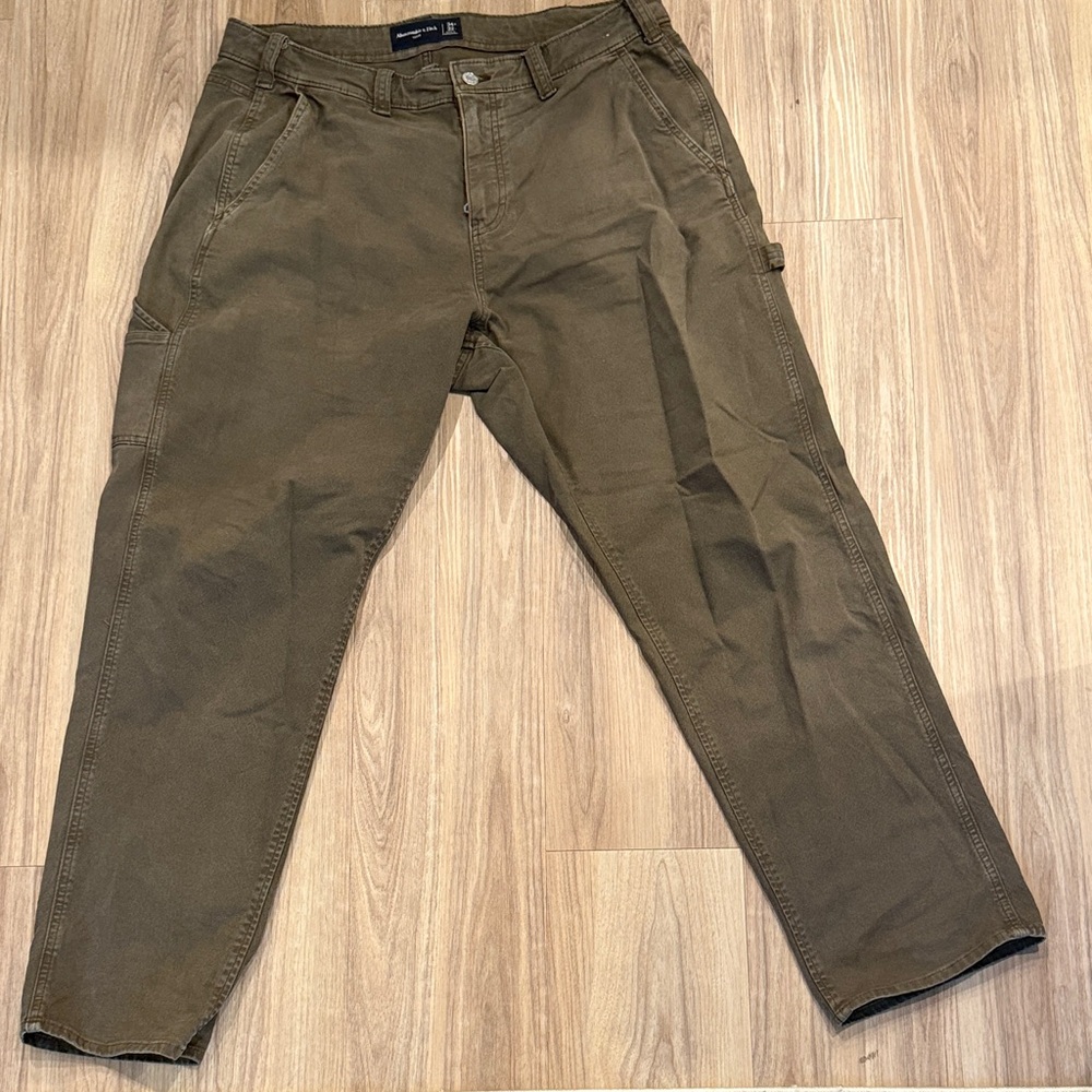 Abercrombie & Fitch Men's Khaki Chinos